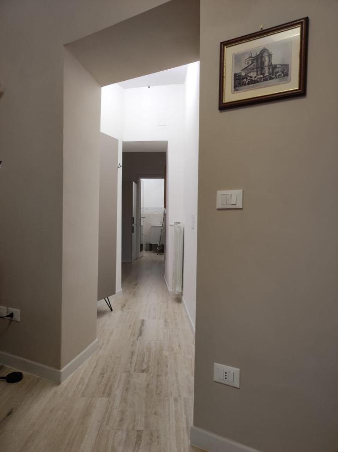 Dimora Tra Ciuchi E Poeti Apartment L'Aquila Bagian luar foto